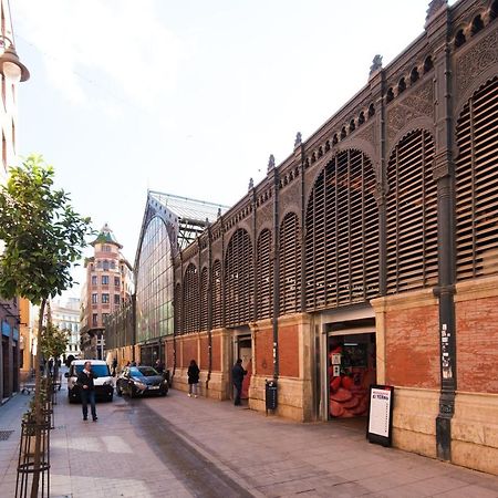 Malaga Tour Apartment- Elegance & Confort In The Historic Center Exterior photo